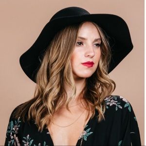 Wide Brim Floppy Hat Black